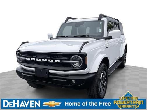 2024 Ford Bronco Outer Banks