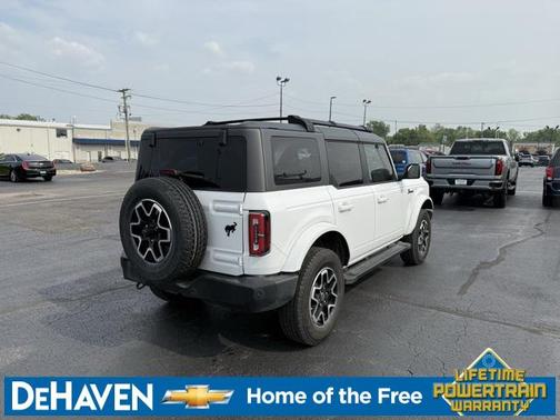 2024 Ford Bronco Outer Banks