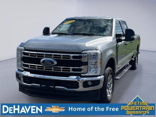 ICONIC SILVER 2024 Ford F-250 XLT