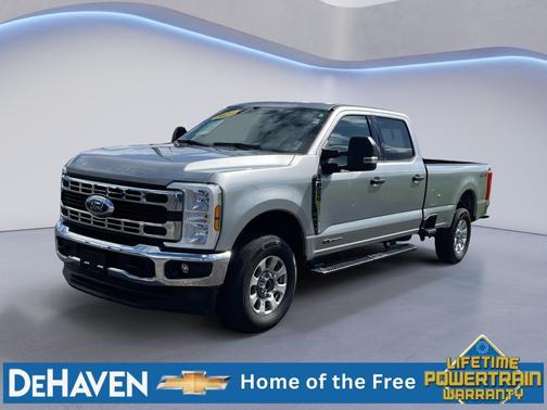 ICONIC SILVER 2024 Ford F-250 XLT