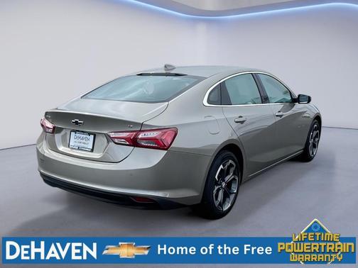 Mineral Gray Metallic 2022 Chevrolet Malibu FWD LT