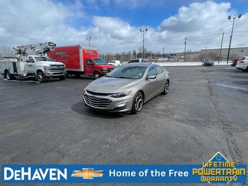 2022 Chevrolet Malibu FWD LT