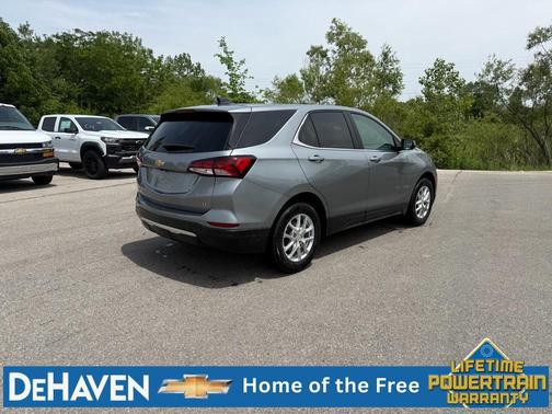 Sterling Gray Metallic 2024 Chevrolet Equinox 1LT