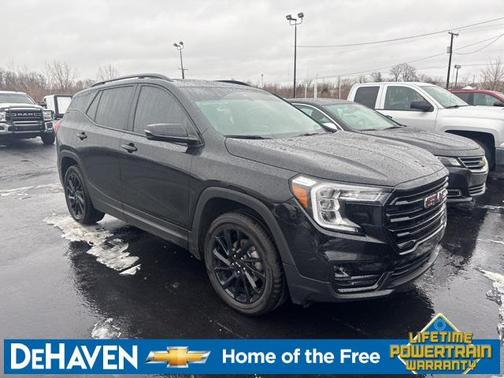 2024 GMC Terrain SLT