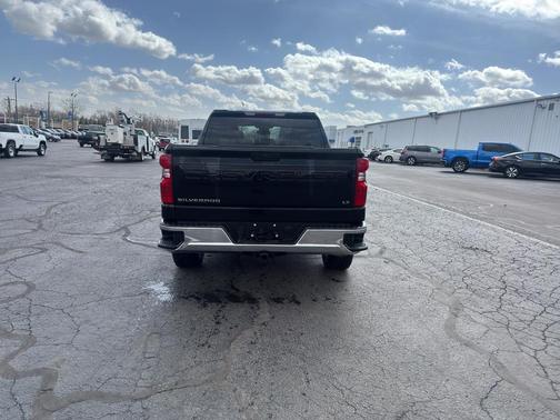 2024 Chevrolet Silverado 1500 LT