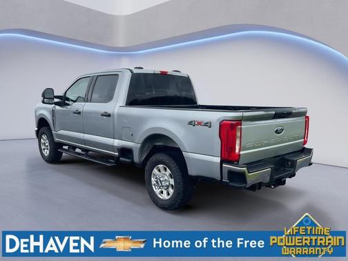 ICONIC SILVER 2023 Ford F-250 XLT