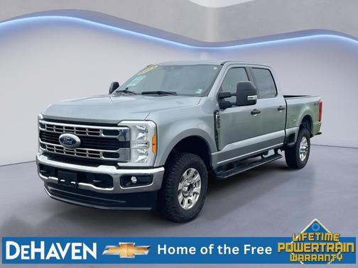 ICONIC SILVER 2023 Ford F-250 XLT