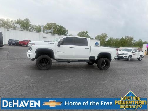 Summit White 2024 Chevrolet Silverado 2500 LT