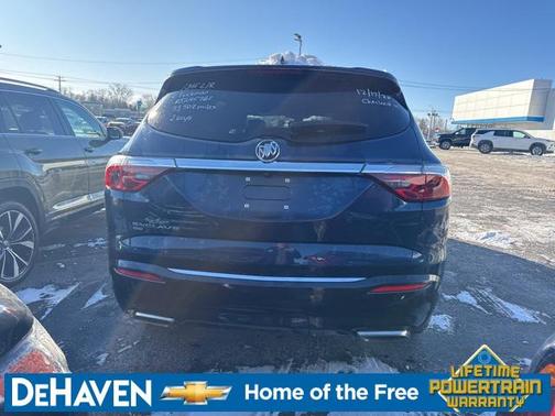 2023 Buick Enclave Essence AWD