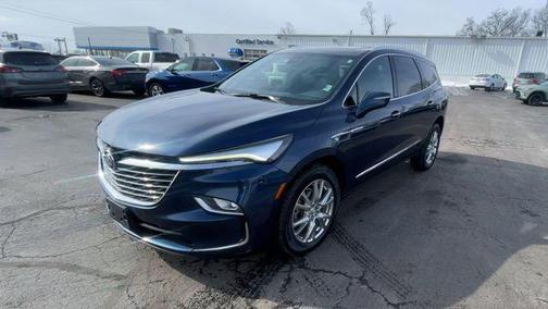 2023 Buick Enclave Essence AWD
