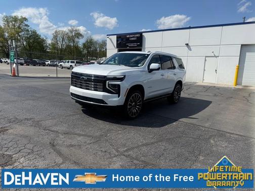Iridescent Pearl Tricoat 2025 Chevrolet Tahoe 4WD High Country
