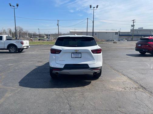 Summit White 2025 Chevrolet Blazer 2LT