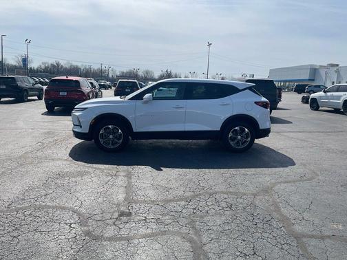 Summit White 2025 Chevrolet Blazer 2LT