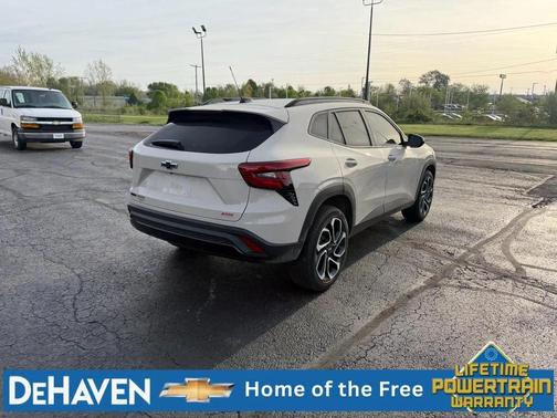 White Sands 2026 Chevrolet Trax FWD 2RS