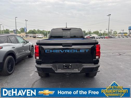 2024 Chevrolet Colorado Trail Boss
