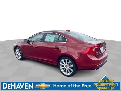 2016 Volvo S60 Inscription T5 Drive-E Platinum