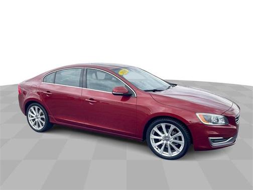2016 Volvo S60 Inscription T5 Drive-E Platinum
