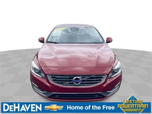 2016 Volvo S60 Inscription T5 Drive-E Platinum