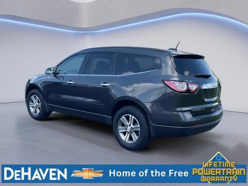 Tungsten Metallic 2017 Chevrolet Traverse 2LT