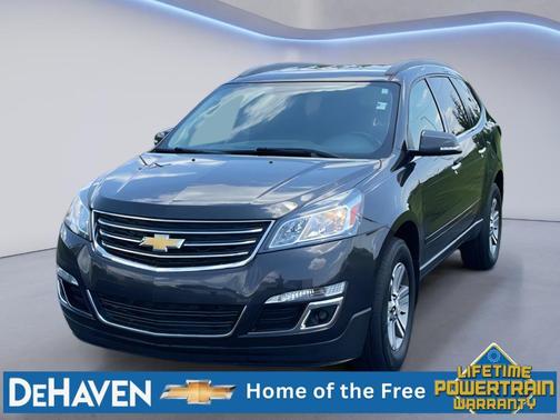 Tungsten Metallic 2017 Chevrolet Traverse 2LT