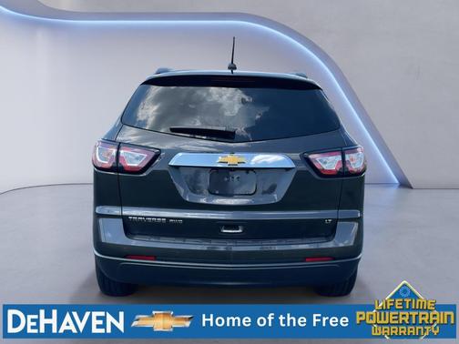 Tungsten Metallic 2017 Chevrolet Traverse 2LT