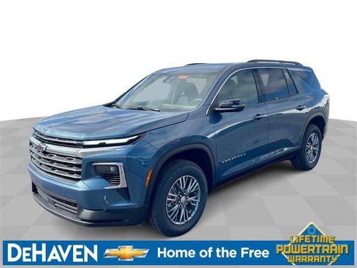 2025 Chevrolet Traverse LT