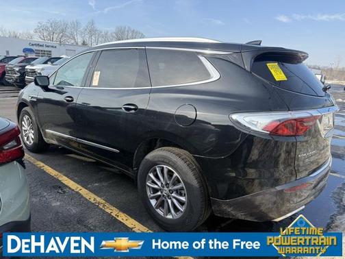 2023 Buick Enclave Essence FWD