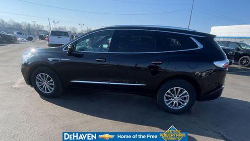 2023 Buick Enclave Essence FWD