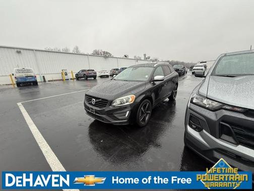 2016 Volvo XC60 T6 Drive-E R-Design