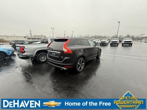 2016 Volvo XC60 T6 Drive-E R-Design