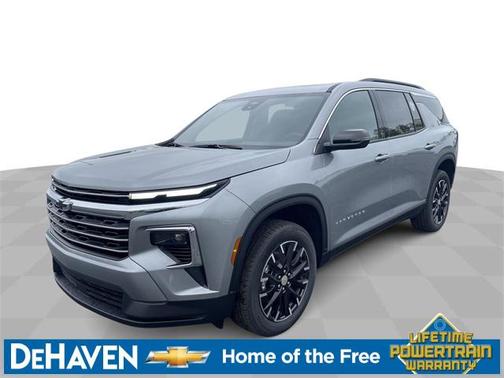 2025 Chevrolet Traverse LT