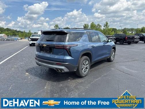 2025 Chevrolet Traverse LT