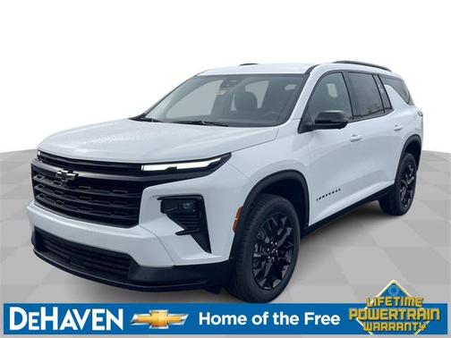 2025 Chevrolet Traverse LT