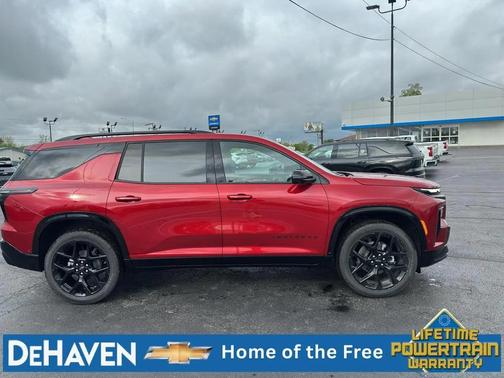 Radiant Red Tintcoat 2026 Chevrolet Traverse RS