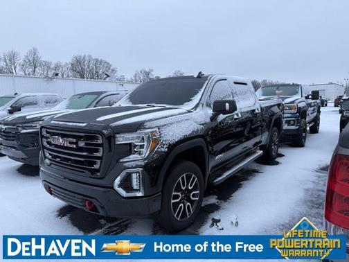 2022 GMC Sierra 1500 AT4