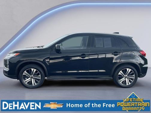 Labrador Black Metallic 2020 Mitsubishi Outlander Sport 2.0 ES