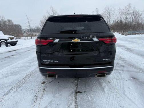 2023 Chevrolet Traverse Premier