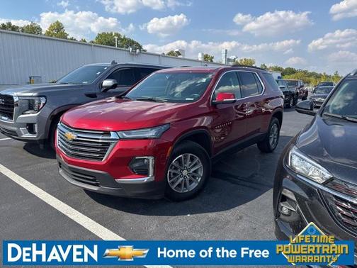 2022 Chevrolet Traverse LT Cloth