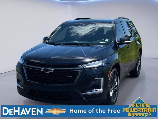 Mosaic Black Metallic 2023 Chevrolet Traverse RS