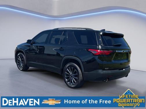 Mosaic Black Metallic 2023 Chevrolet Traverse RS