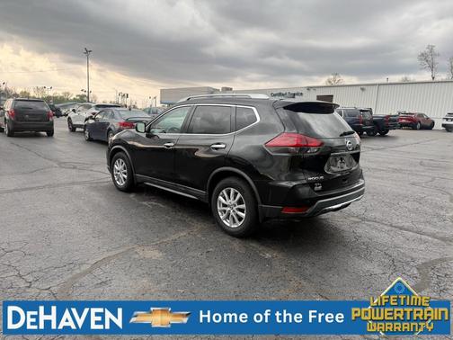 Magnetic Black Pearl 2020 Nissan Rogue SV