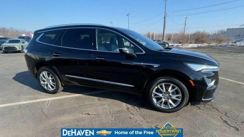 2023 Buick Enclave Essence AWD