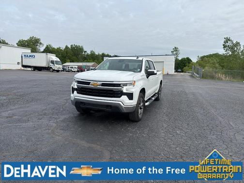 Summit White 2024 Chevrolet Silverado 1500 LT