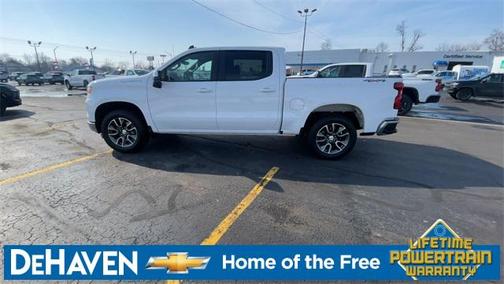 Summit White 2024 Chevrolet Silverado 1500 LT