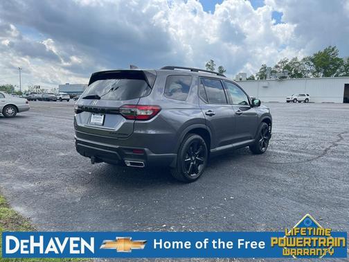 Gray 2025 Honda Pilot Black Edition