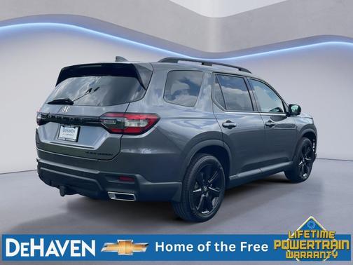 Gray 2025 Honda Pilot Black Edition