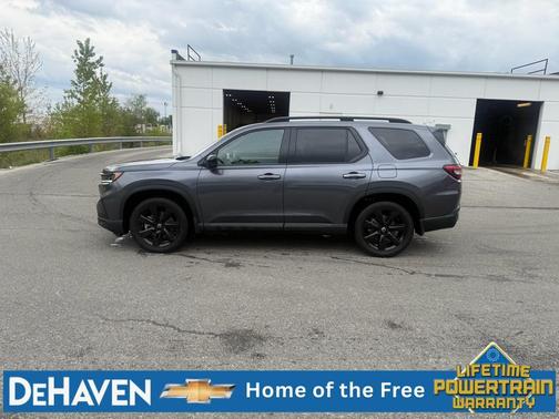 Gray 2025 Honda Pilot Black Edition