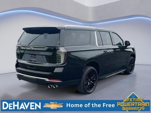 Black 2025 Chevrolet Suburban Premier