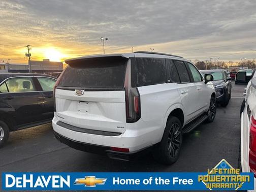 2022 Cadillac Escalade Sport