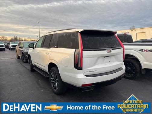 2022 Cadillac Escalade Sport